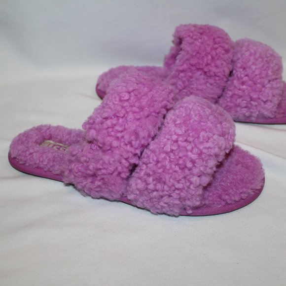 NIB UGG WOMEN'S CURLY SCUFFETTA SHEARLING SLIPPERS PINK - Picture 3 of 7